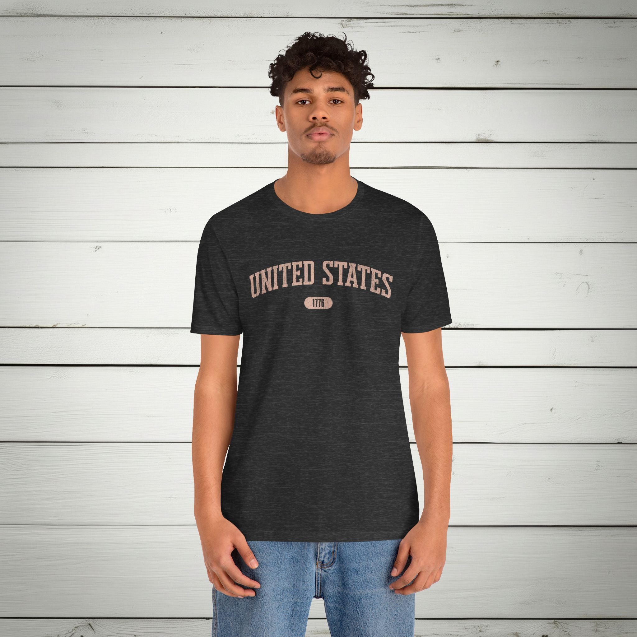 United States 1776 Vintage Collegiate Premium T-Shirt – Pink Graphic – Neutrals