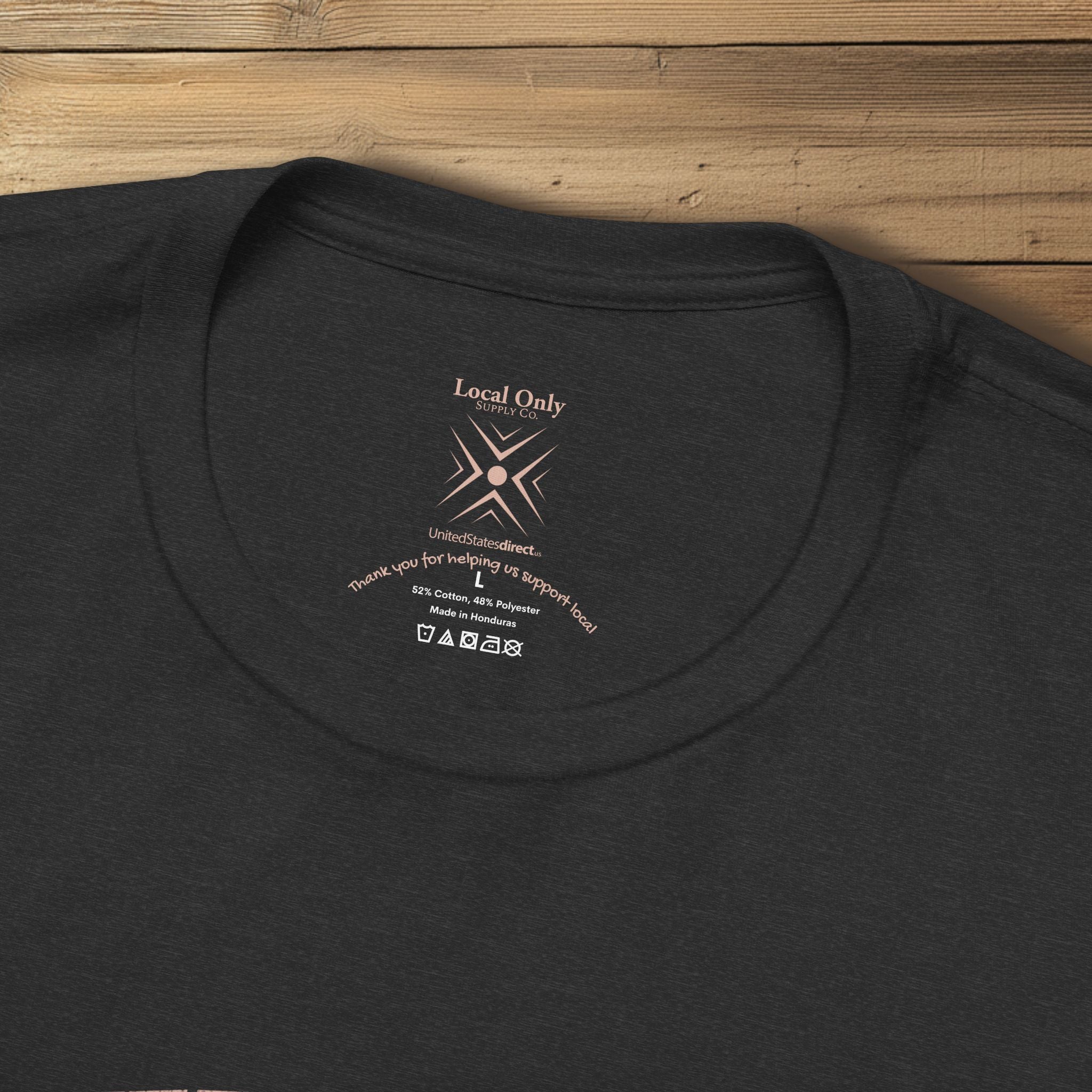 United States 1776 Vintage Collegiate Premium T-Shirt – Pink Graphic – Neutrals