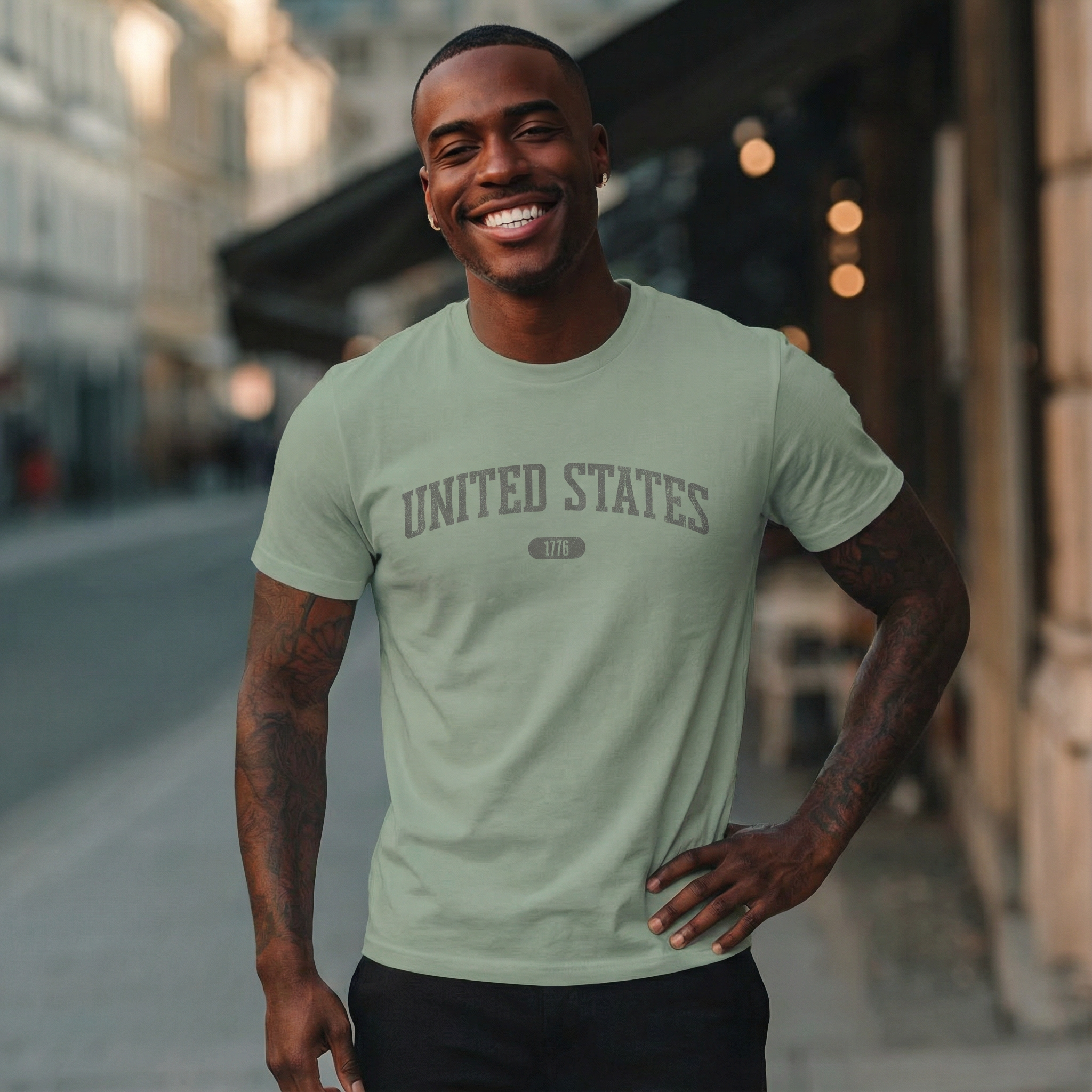 United States 1776 Vintage Collegiate T-Shirt – Gray Graphic – Colorful