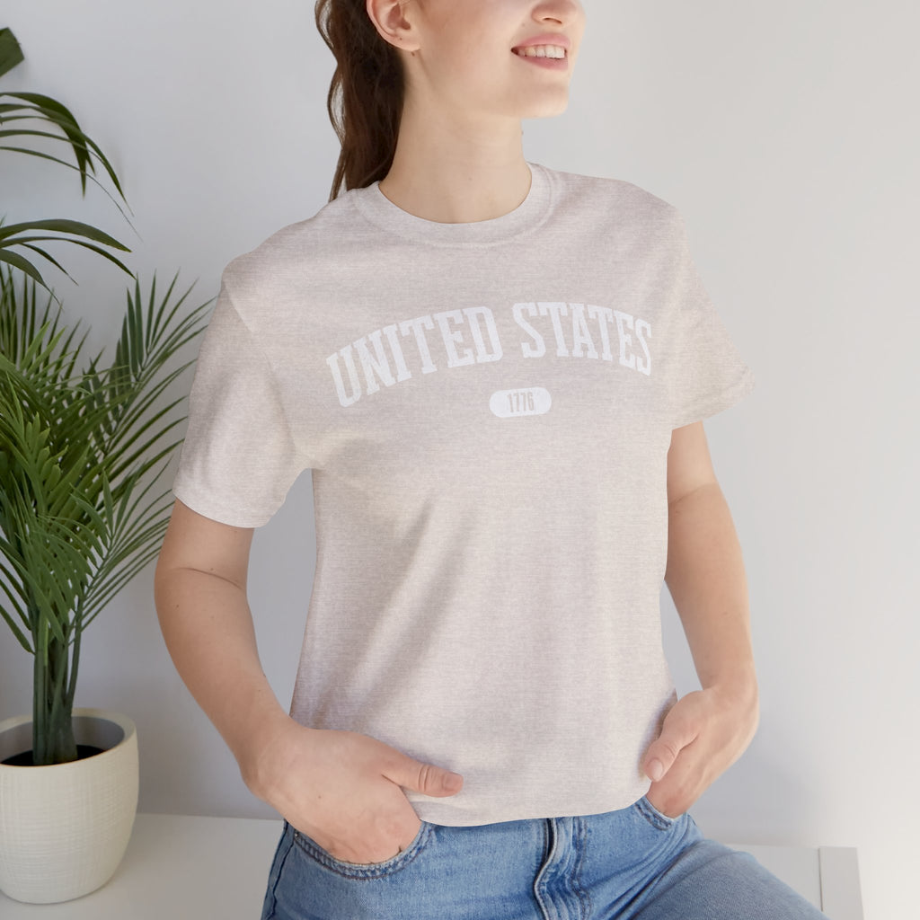 United States 1776 Vintage Collegiate T-Shirt – White Graphic – Neutrals